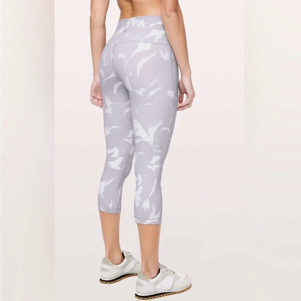 Lululemon Wunder Under High-Rise Crop 21